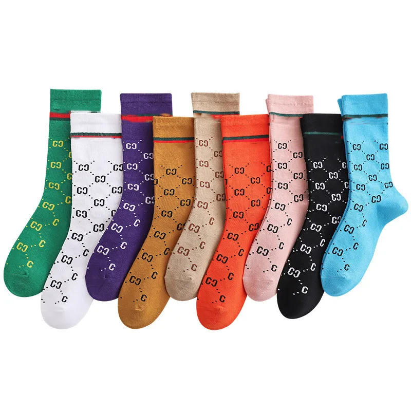 

New style medium tube letter ladies socks, pure cotton striped socks, breathable and sweat-absorbent sports socks