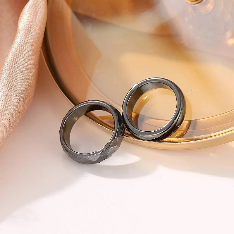 

1pc Creative 3 Styles Black Finger Ring for Couples Fashion Natural Stone Goth Smooth Round Flat Non-Magnetic Joint Ring Jewelry