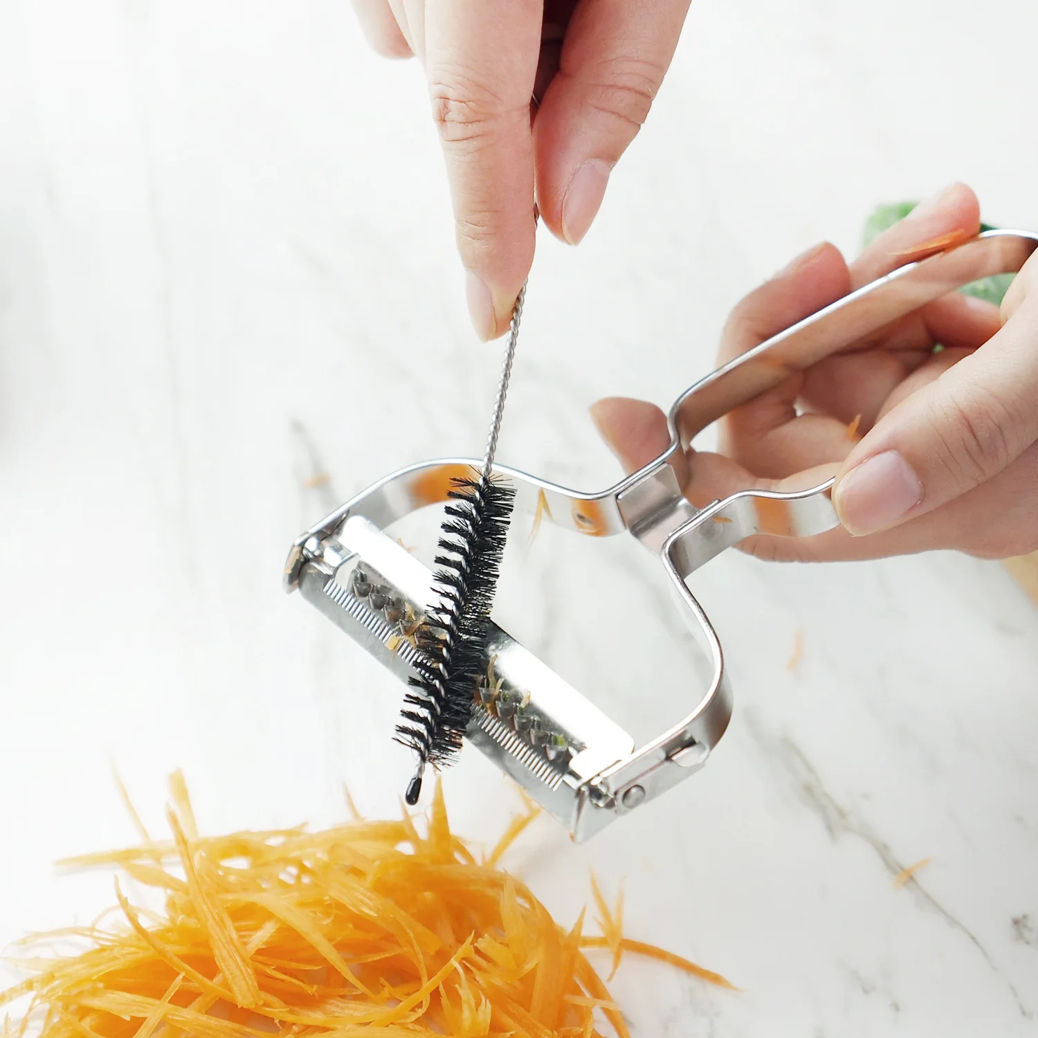 Многофункциональная Терка-Овощечистка из нержавеющей стали 3-в-1 со сменными