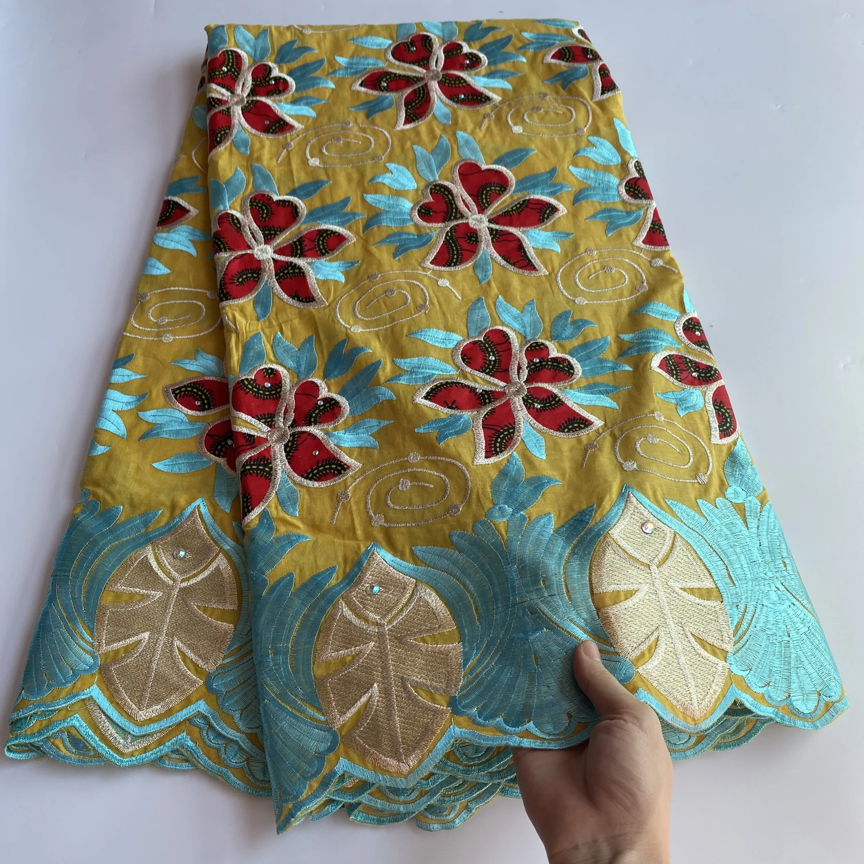 

Африканские высококачественные хлопковые уютные кружева 2022, нигерийские мягкие ткани 5 ярдов, 3D вышивка, узор для шитья, платья, вечеринки, с...