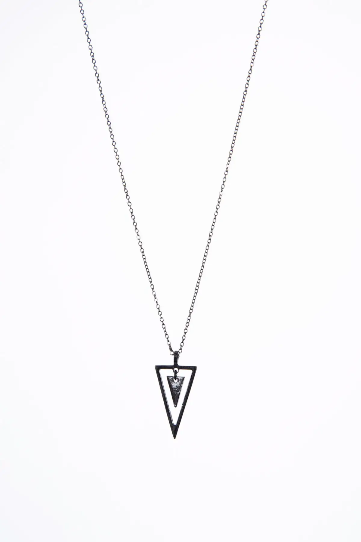 

Men's Triangle Detail Smoked Color Stainless Chain Necklace