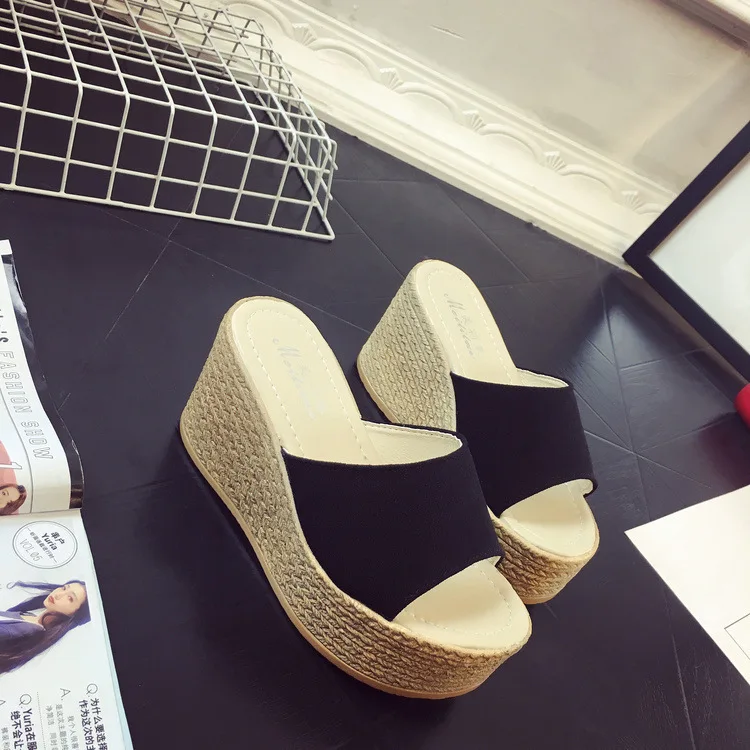

2021 new slope heel muffin women's sandals thick bottom light and comfortable fish mouth sandals High Heel Sandals
