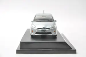 Литая модель 1:43 для Toyota Prius, гибридный серебристый, синий сплав, игрушечный автомобиль, миниатюрные коллекционные подарки