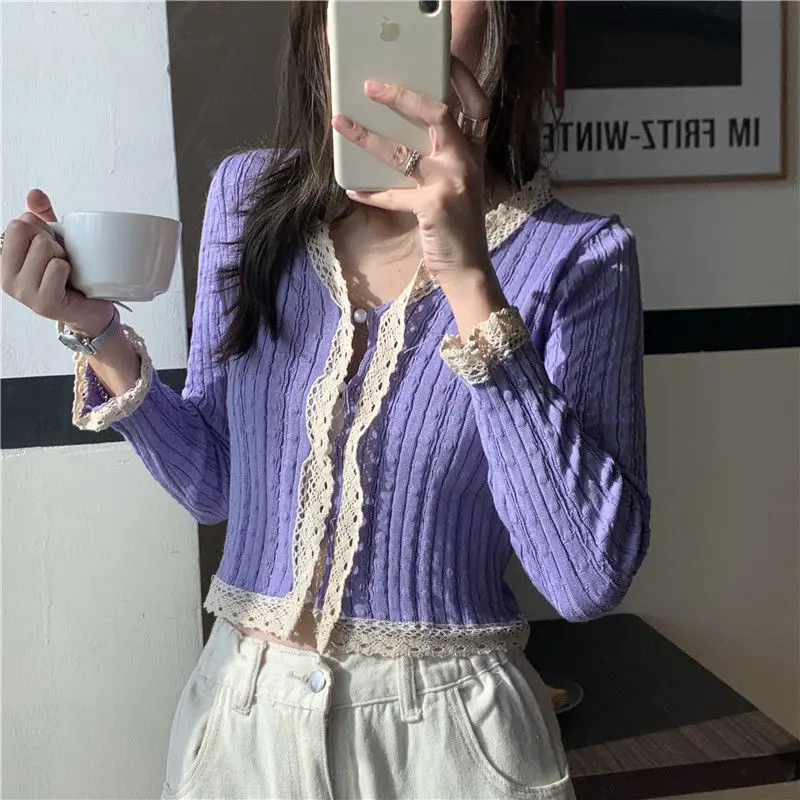 

Gentle wind retro lace knitted cardigan coat new 2020 early autumn short long sleeve coat thin women tide