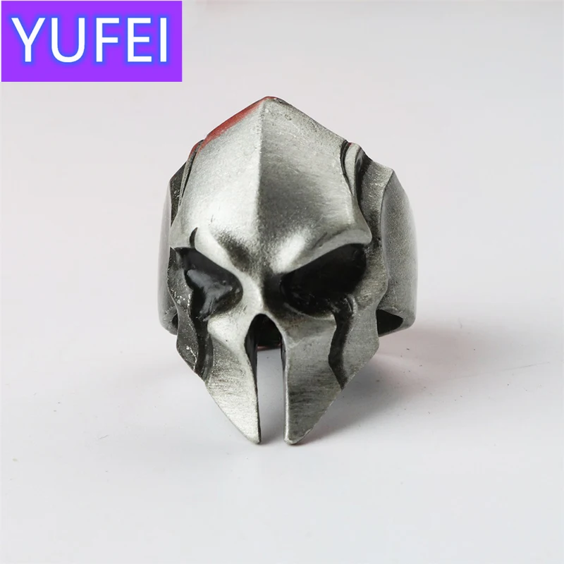

Creative Spartan Hero Helmet Mask Rings for Men Women Male Personality Retro Cool Biker Ring Jewelry Fashion Punk Rock Rap Rings