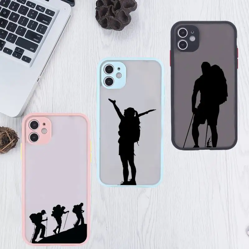 

Backpacker Backpacker climbing Phone Case For iPhone 12 11 Mini Pro XR XS Max 7 8 Plus X Matte transparent Pink Back Cover