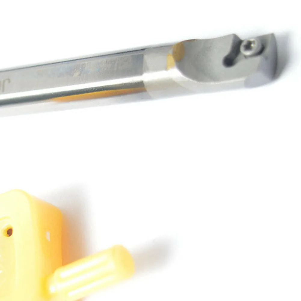 

TS-C10K-SCLCR06 Solid Carbide Tool Holder Tungsten Steel Shockproof Tool Holder CCMT06