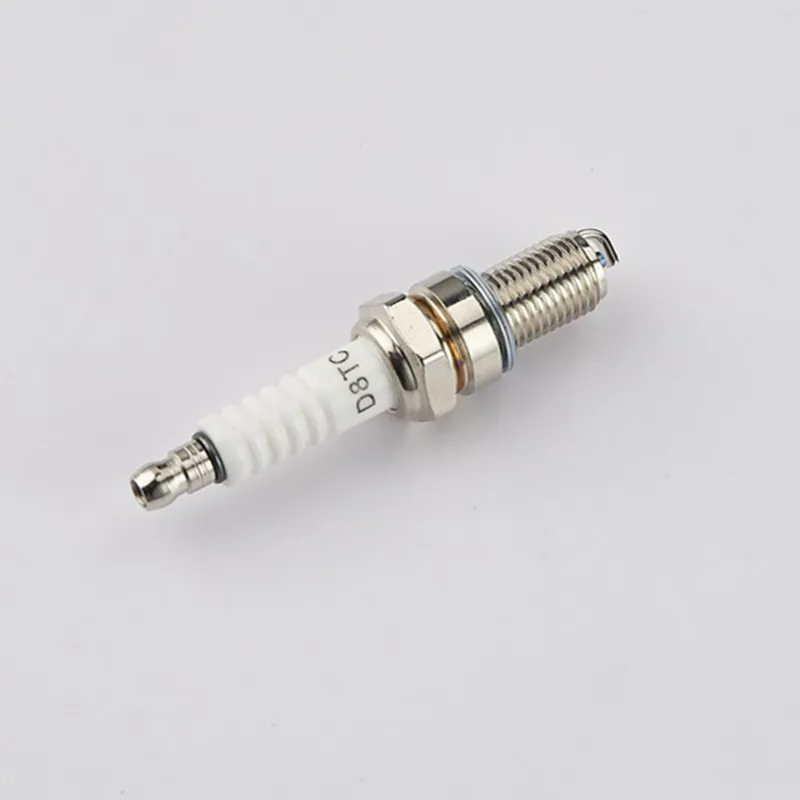 

D8TC Spark Plug For Motorcycle MCR125, GN250, YAMAHA Tianjian YBR250