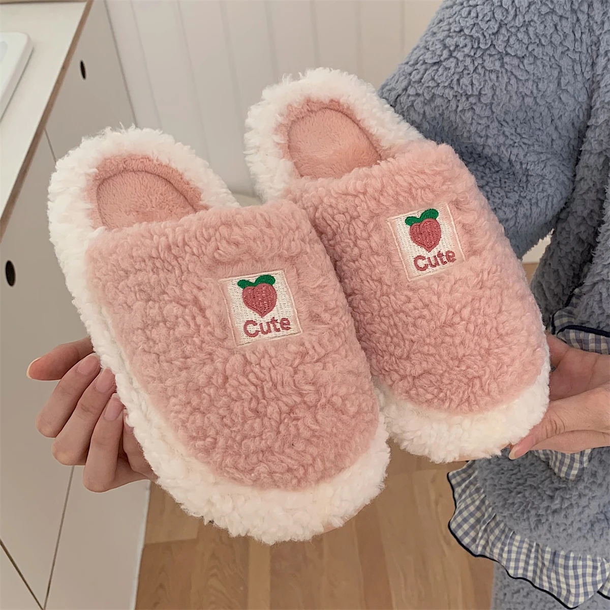 Cute Slipper For Women Girls Fashion Kawaii Fluffy Winter Warm Slippers Woman Lovely Red Heart House Slippers Funny Shoes images - 6