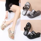 2021 размера плюс; Женские летние тапочки на толстой подошве; Сандалии на танкетке; Туфли на платформе на уличный дамские сандалии 5,5 см пикантные туфли на высоком каблуке; Женские шлепанцы без задника с открытыми пальцами