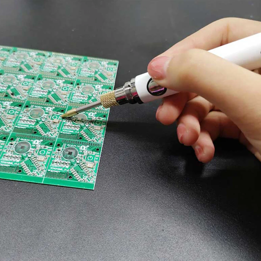 Наконечник паяльника со сменным внутренним сердечником и беспроводной зарядкой