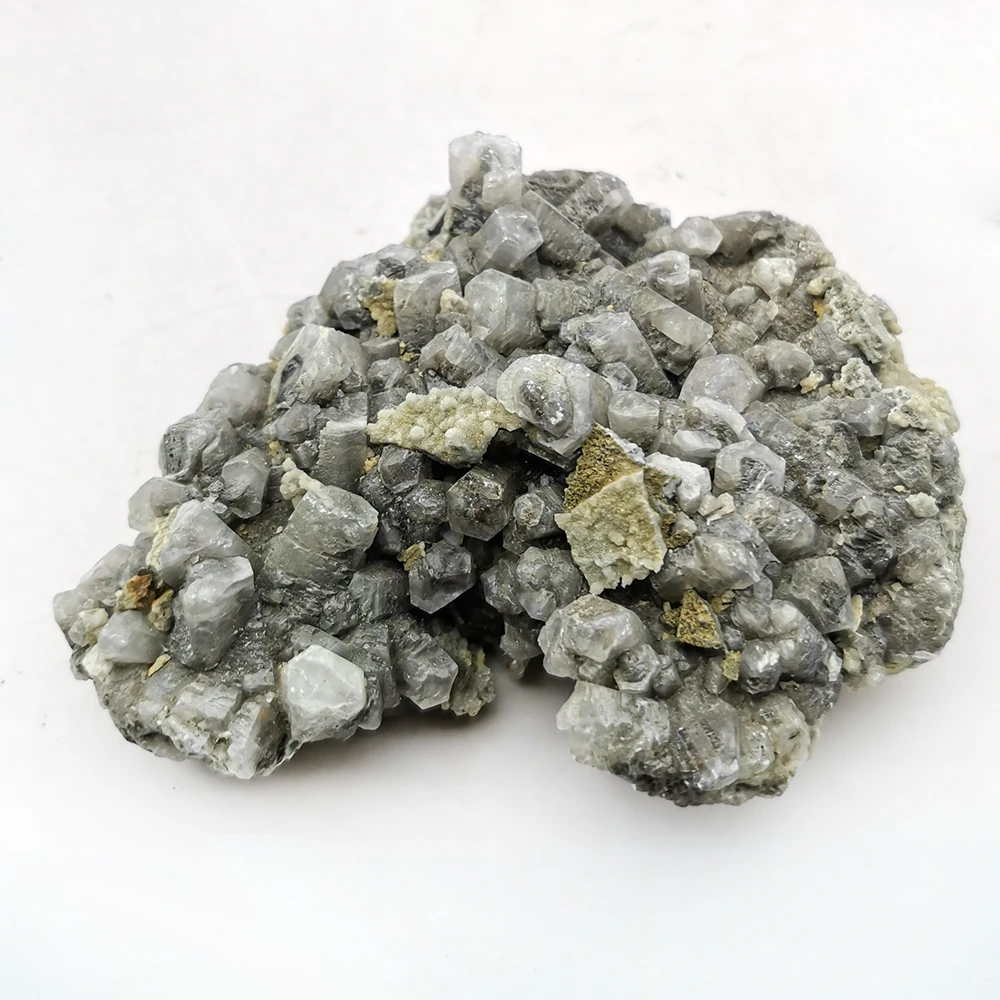 Натуральный флуоресцентный серый кальцит 577 г колональный калькспар скелетный