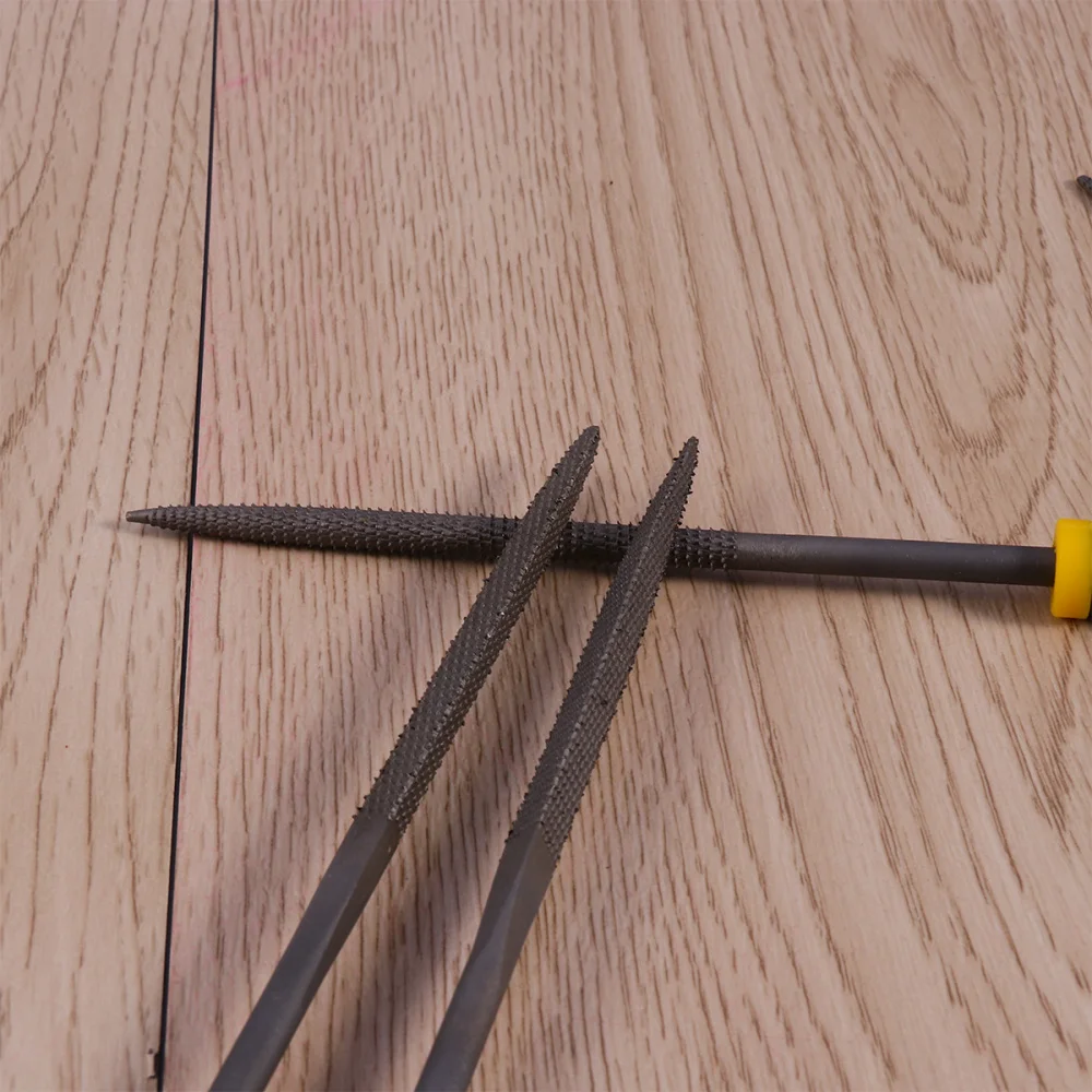 

6pcs Wood File Set 180x5mm Comfortable Hand Grip Handles Mini Wood Rasp File Tools