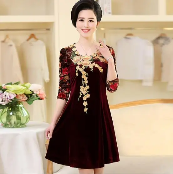 2020 зимнее бархатное платье трапециевидной формы женское с вышитыми цветами
