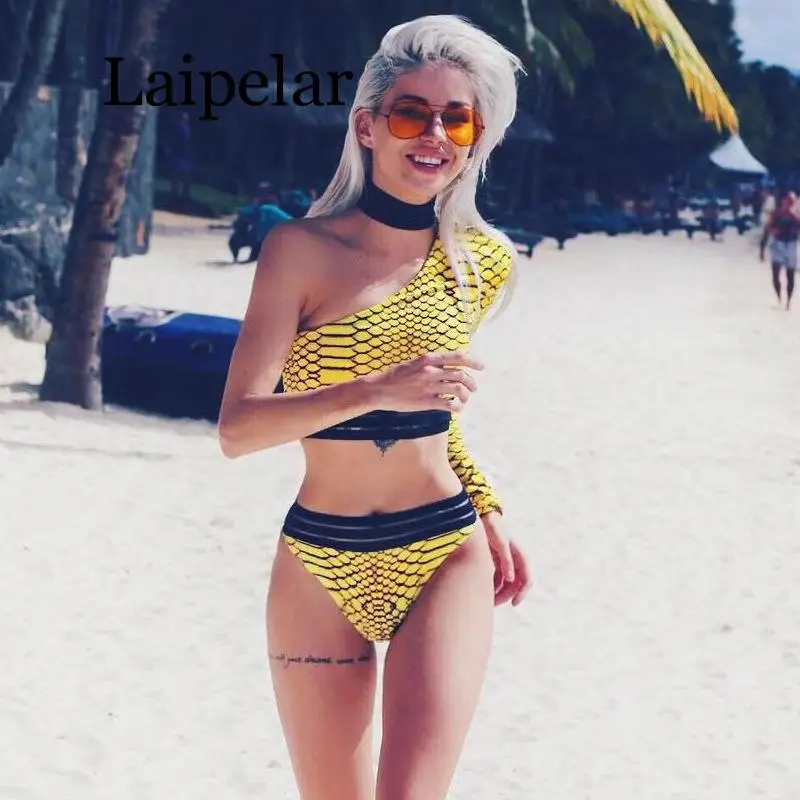 

Laipelar New Women 2019 Summer Sexy One Shoulder Long Sleeve Yellow Plaid Short Dew Navel Pullover Tank Tops Shorts Women