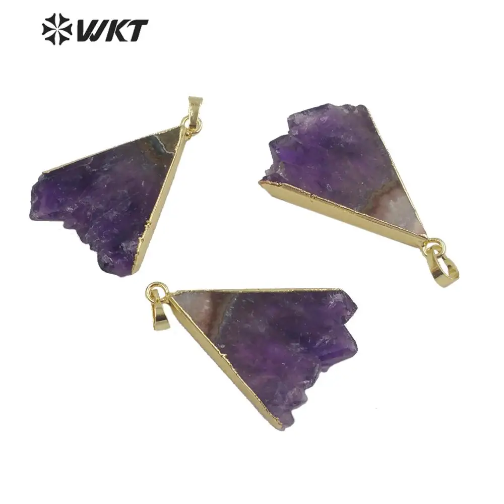 

WT-P1540 popular natural stone pendant gold trim triangle ameth yst with gold electroplated top pendant wholesale price