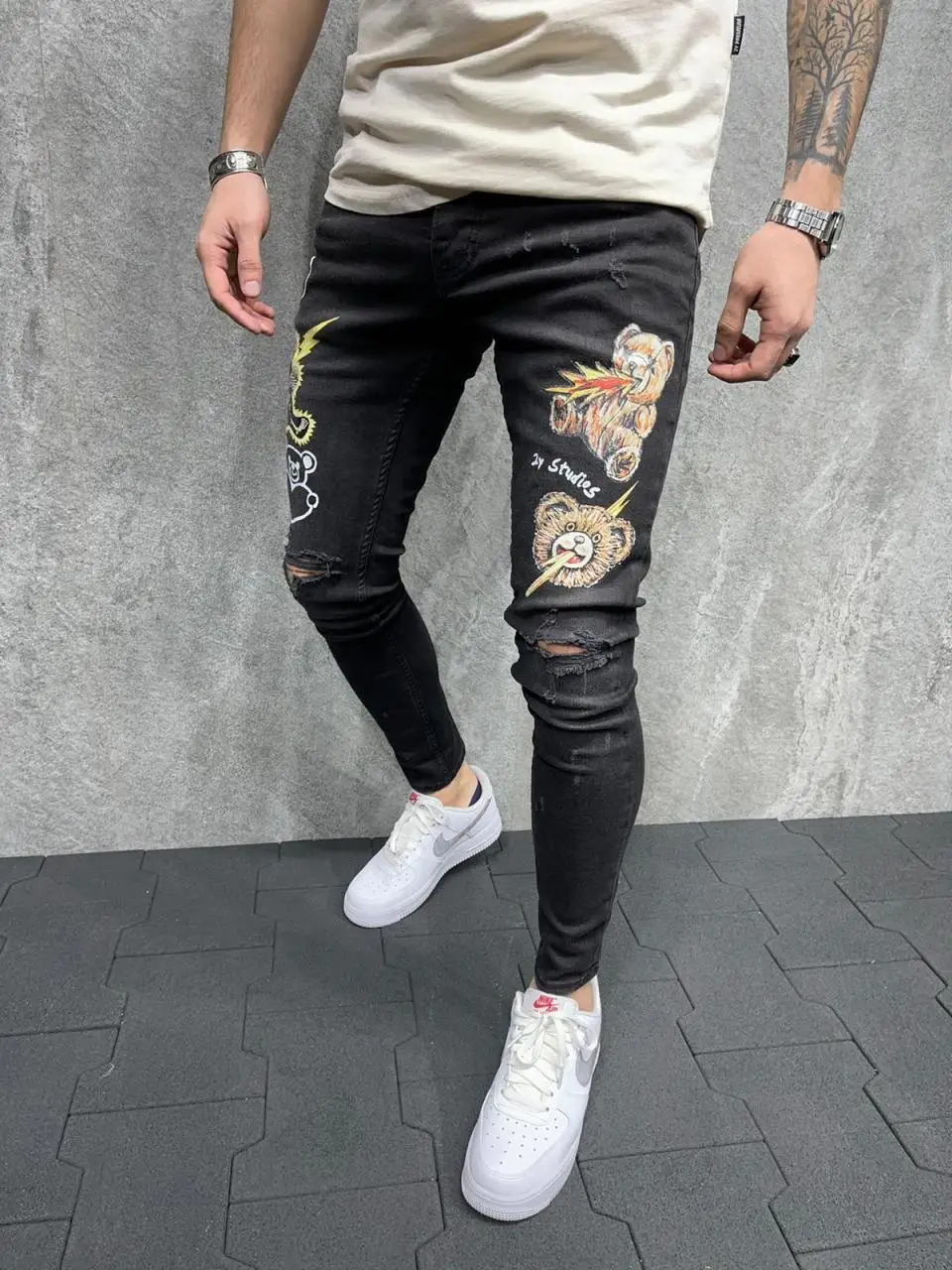 

Premium Embroidery Knitted Slim Fit Men's Jeans