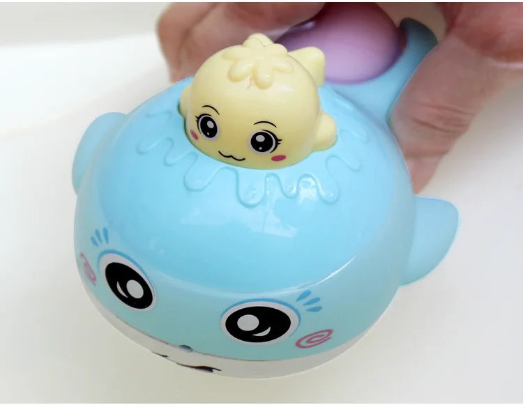 Детская ванна детская комната игрушки брызги воды китов пляж дети|Игрушки для
