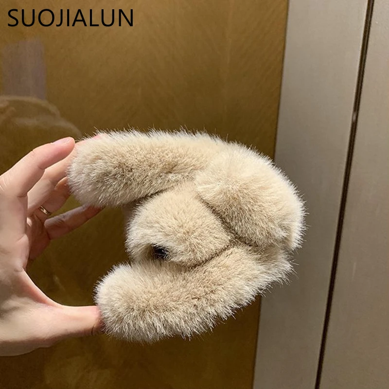 

SUOJIALUN 2020 Winter Women Warm Plush Slipper Slip On Open Toe Flats Slides Ladies Faux Fur Home Non Slip Slippers Plus Size 40
