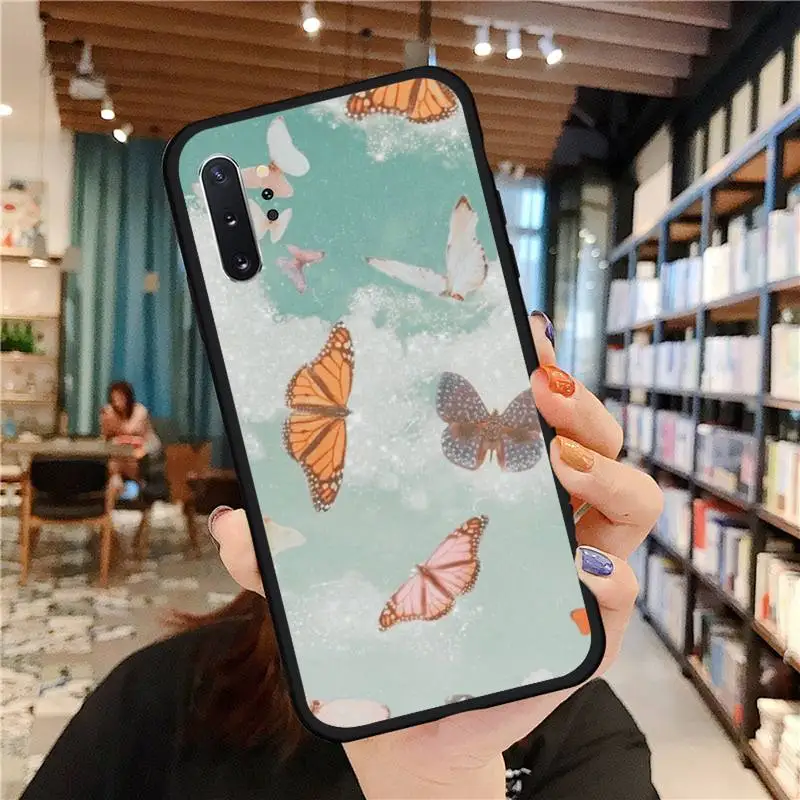 

Fashion Butterfly color animal pink Phone Case For Samsung A50 A51 A71 A20E A20S S10 S20 S21 S30 Plus ultra 5G M11 funda cover