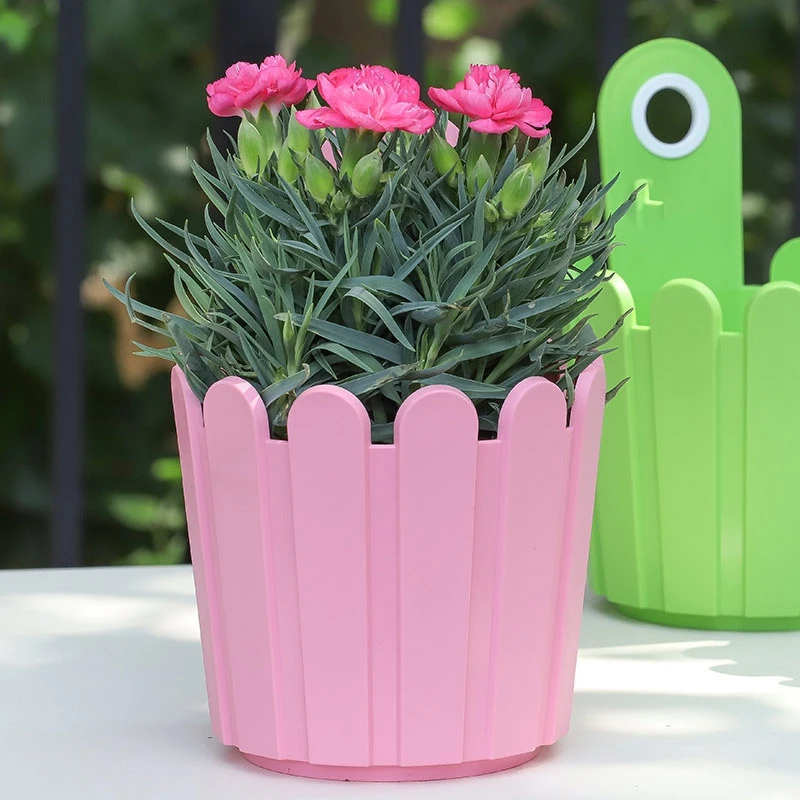 

8 PCS Wall Hanging Fence Pot Gardening Decoration Basket Resin Pot Plant Planting Plastic Hanging Pot