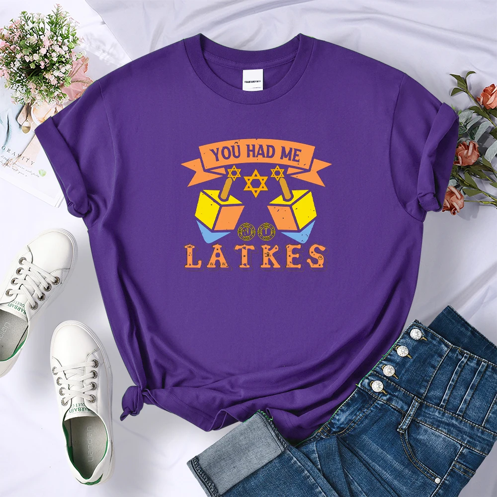 

Футболка женская с принтом «You Had Me Latkes»