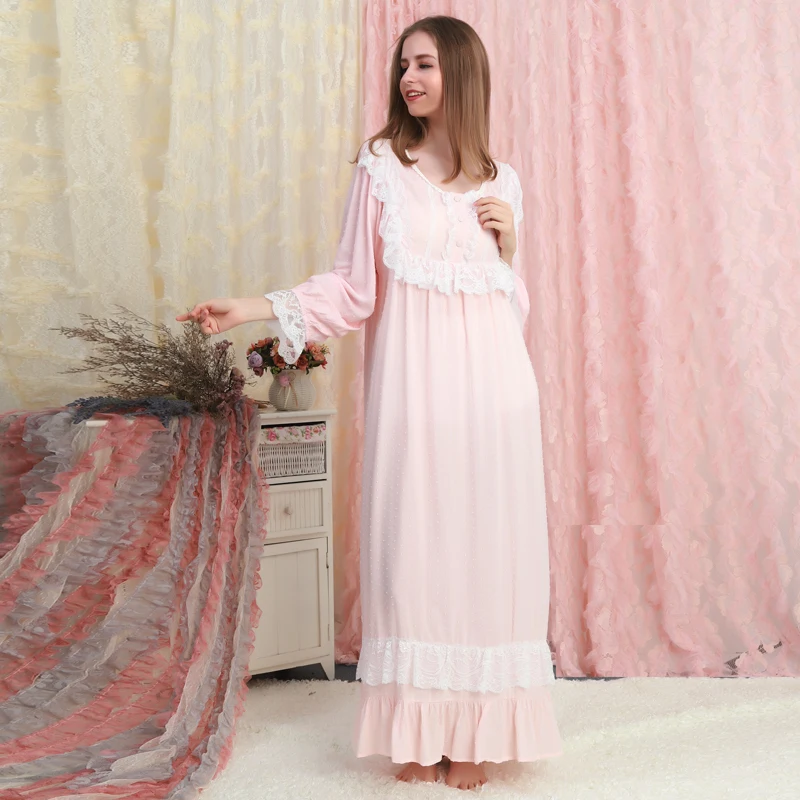 Женская длинная ночная рубашка хлопковая кружевная с длинным рукавом для осени |