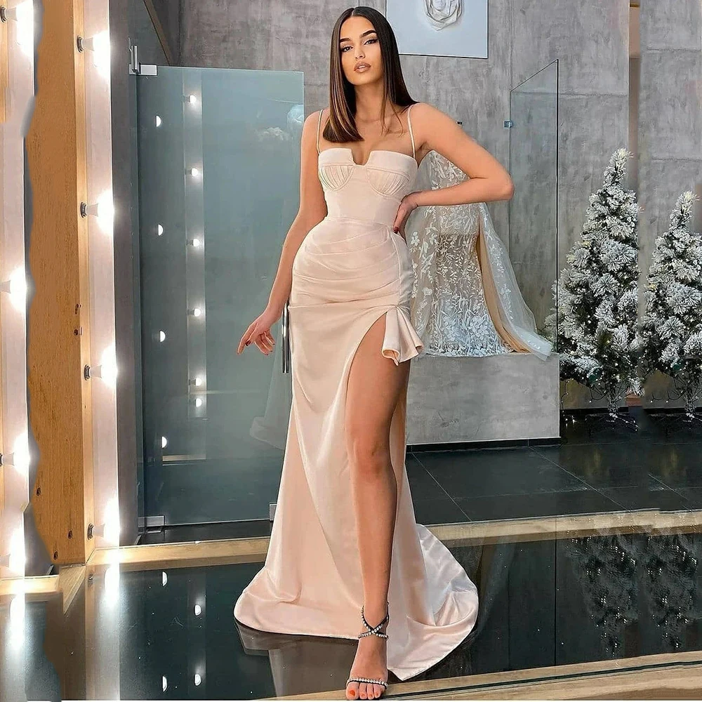 

Elegant Champagne High Slit Satin Prom Dress Sexy Spaghetti Straps Evening Gowns Saudi Arabia Pleats Party Dresses