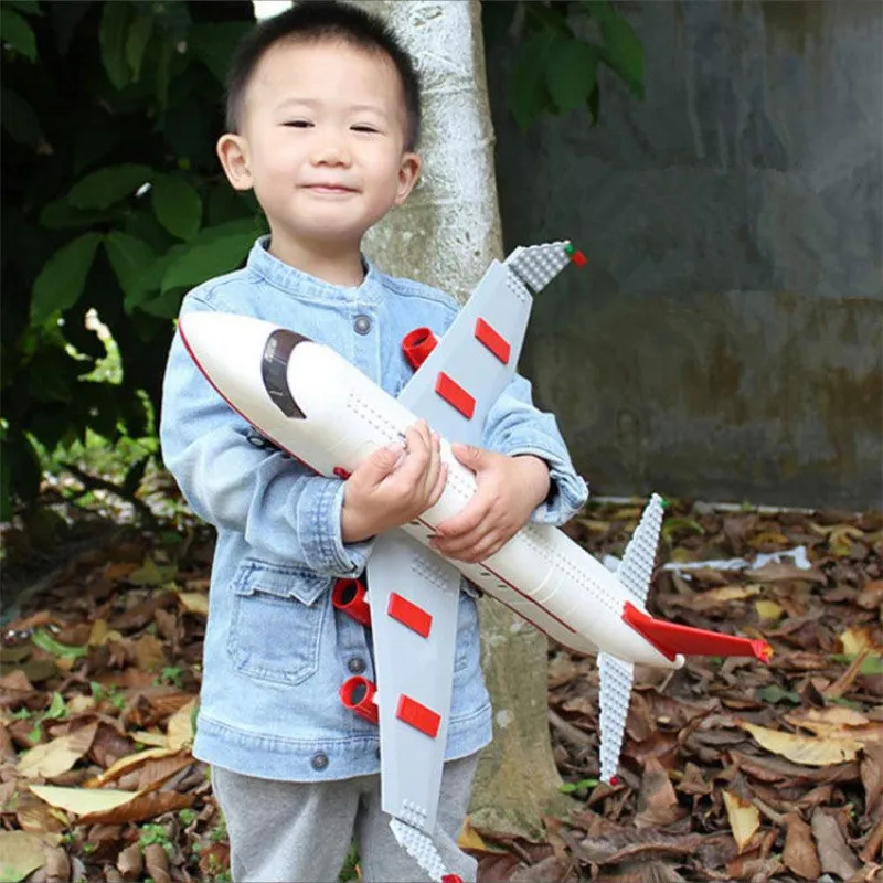 856Pcs City Large Passenger Plane Airplane Model Bricks Brinquedos Airbus Avion Building Blocks Educational Toys For Children | Игрушки и