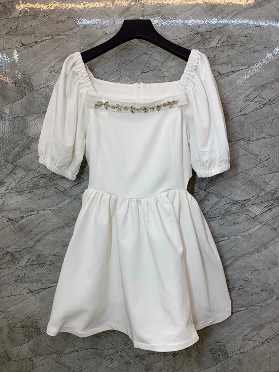 

2021 new women fashion puff-sleeved lotus leaf hem slim-fit short-sleeved skirt dress with rhinestones on the chest 428