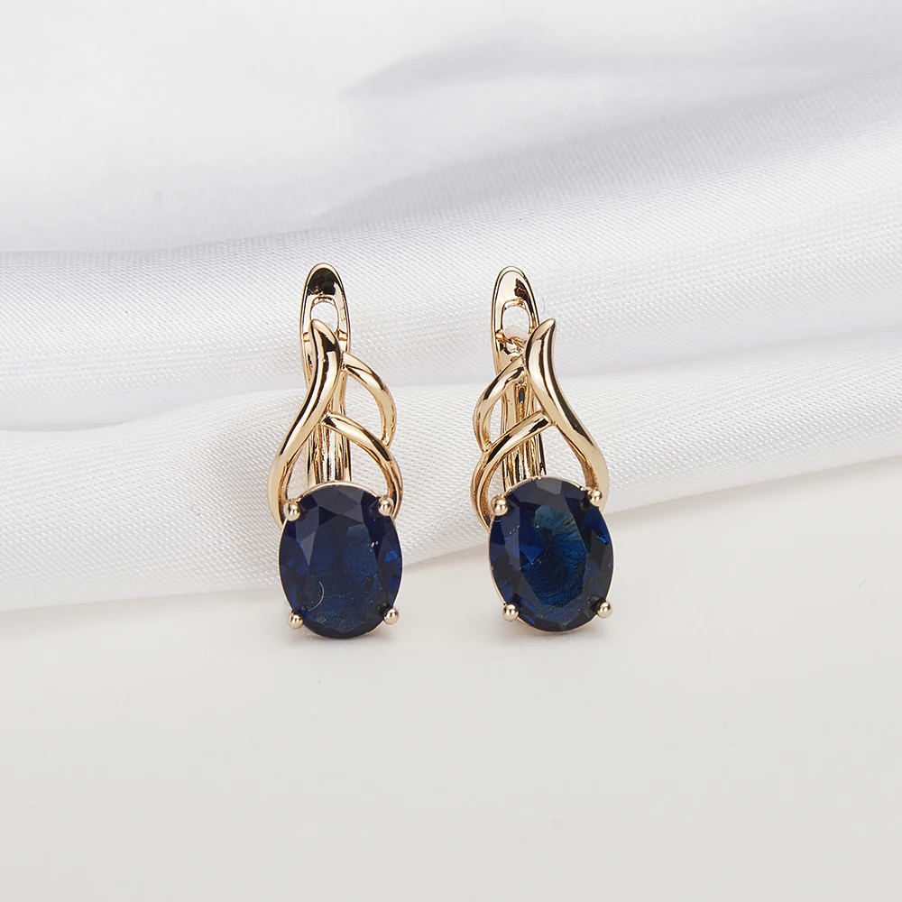 

Harong Large Crystal Zircon Stud Earrings Metal Copper Gold-plated Quality Small Aesthetic Jewelry Leaf Ear Clip For Woman