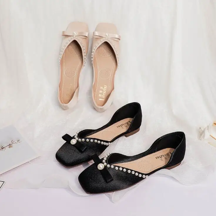 

Women Vulcanized Shoes High Quality Women Sneakers Slip On Flats Shoes Women Loafers Plus Size 42 Walking Flat