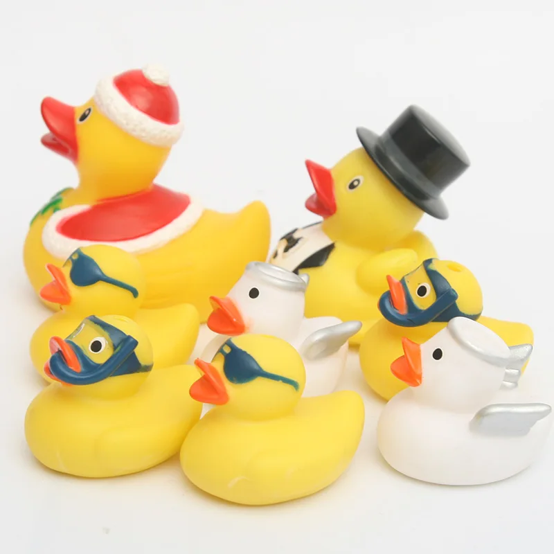 Комбинация рождественской утки плавающая сжимающая игрушка для купания в стиле