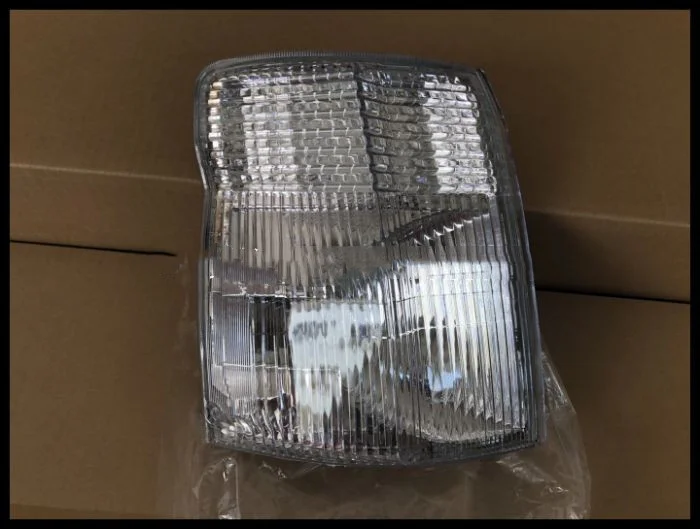 Передний угол фонарь поворота боковой сигнал для Nissan RV E24 2 шт.