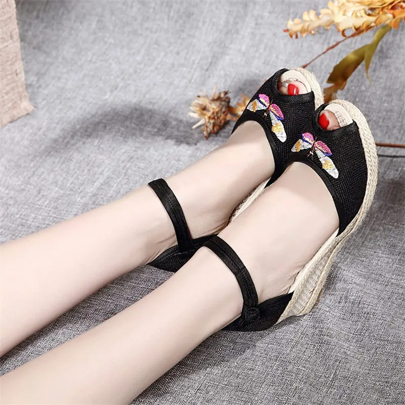 Veowalk/женские льняные босоножки на танкетке с вышивкой в виде стрекозы Эспадрильи