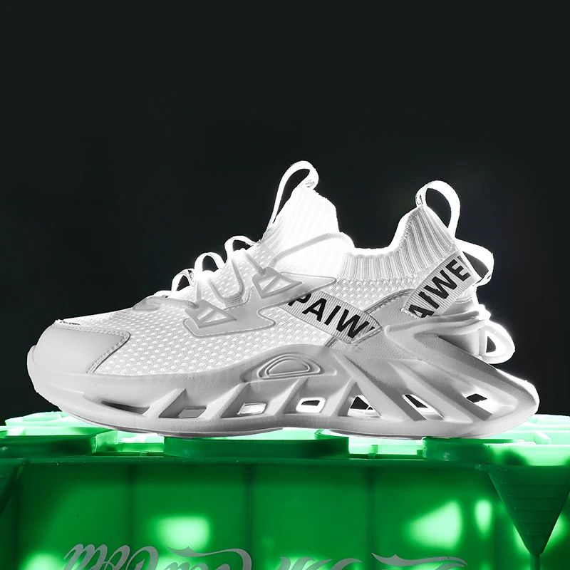 

Men's new running shoes high-top mesh casual cool sneakers breathable large size luminous outdoor sports design