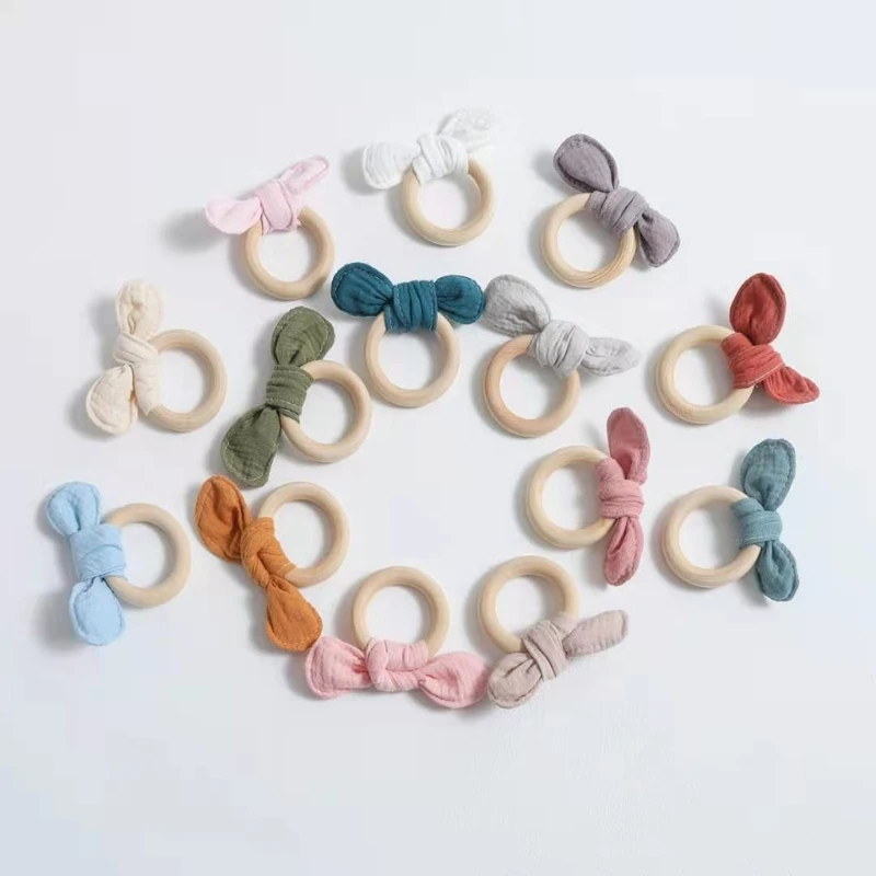 

1PC Wooden Ring Baby Teether BPA Free Safe Cute Animal Rattle Chewing Teething Nursing Soother Molar Infant Toy 10 Colors