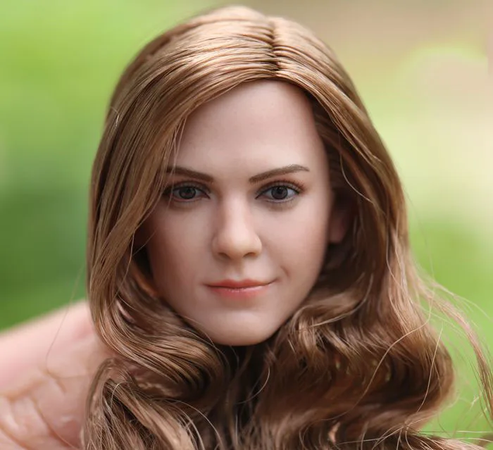 Модель головы женщины в масштабе 1/6 с длинными вьющимися волосами для тела 12