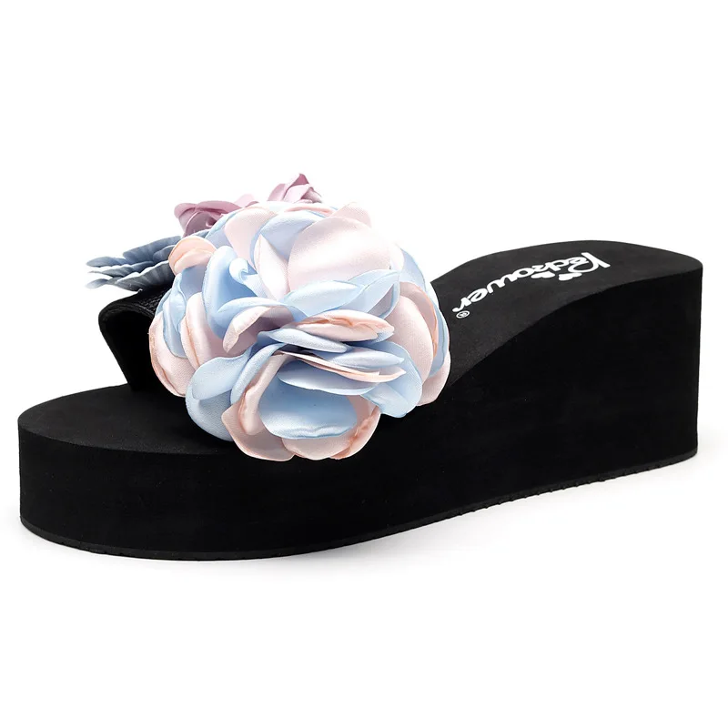 

Flat Shoes Female Slippers Casual Summer Clogs Woman On A Wedge Flower Big Size Platform Slides Heeled Mules Med Luxury Beach