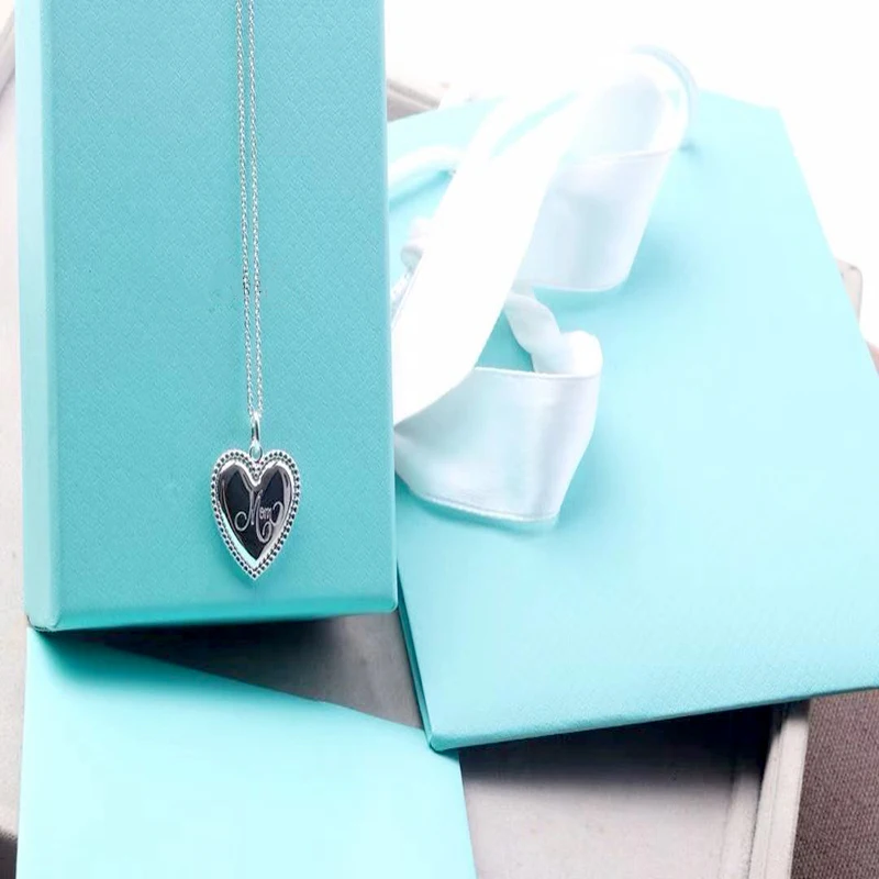 

Women's classic fashion love necklace S925 sterling silver original luxury brand high quality jewelry logo ladies gift