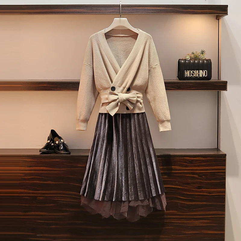 

New Large Size Women's Fashion Suit For Autumn Garment In 2019 Two Suits Of Underwear, Sweater And Mesh Skirt