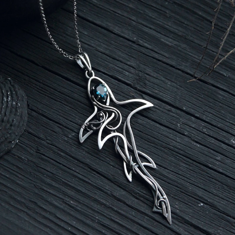 Модное ожерелье с голубым топазом для девушек |