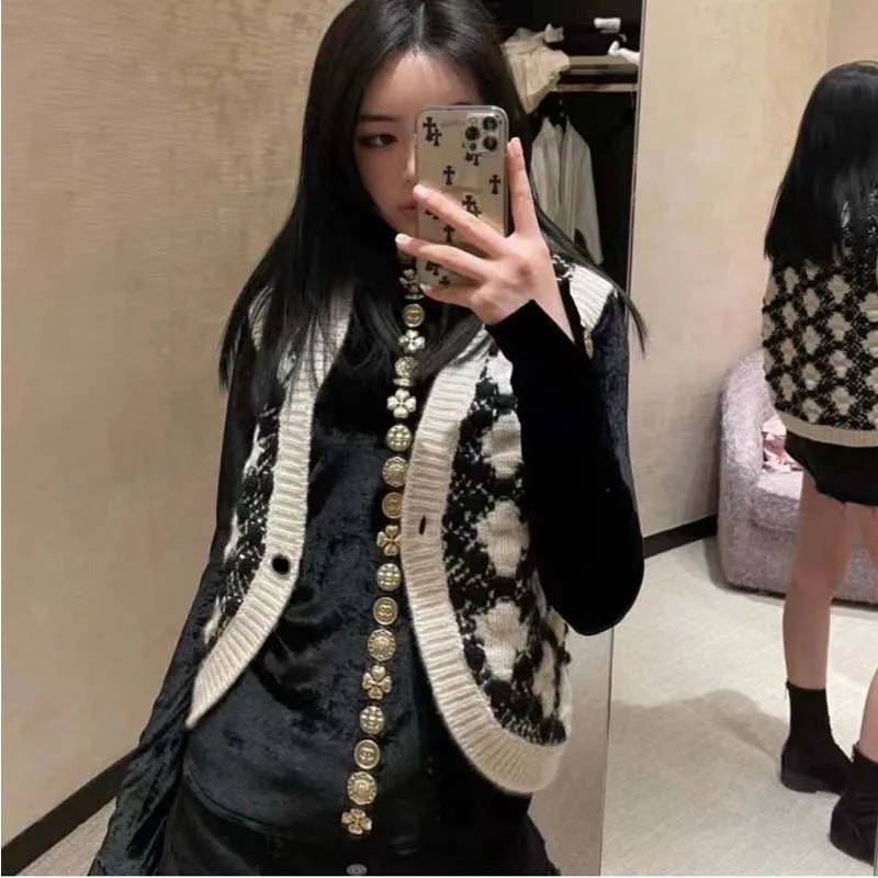 

Sweater Vest Cardigan Women 2021 Autumn Winter Clothes Designer Brand Vintage Button Up High Quality Casual Streetwear Crop Tops