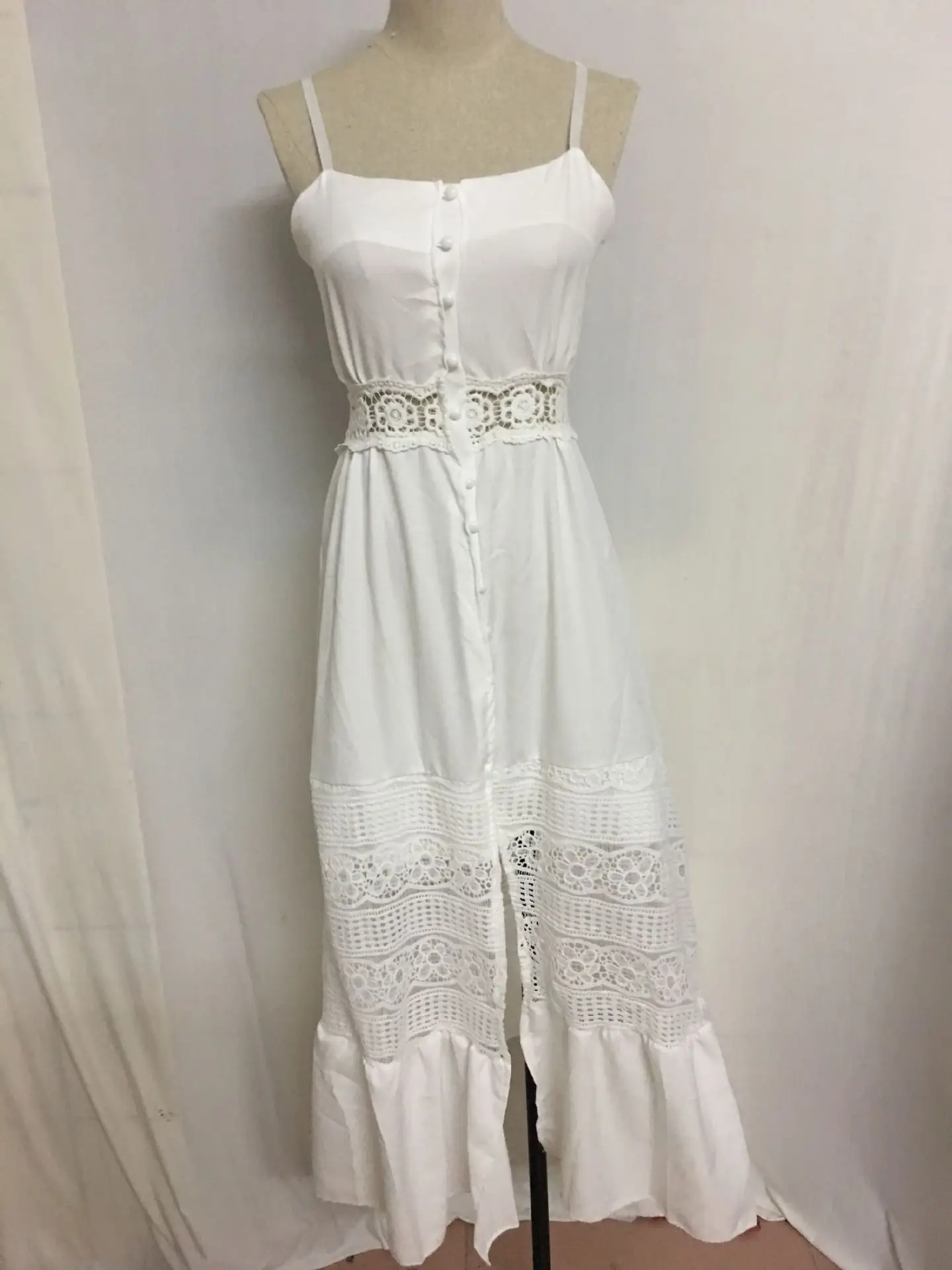 

2020chic sexy and sweet lace hollow out spaghetti strap woman dresses casual white backless lace female dresses