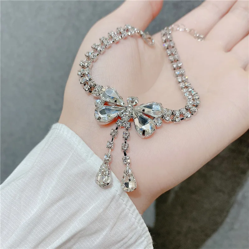 

2021 new product trend fashion temperament chain zircon rhinestone butterfly tassel bracelet customized exquisite gift for women