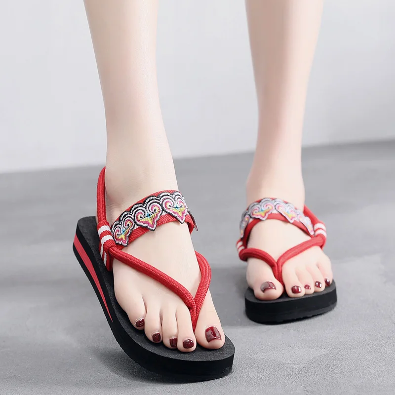 2019 г. новые летние простые женские сандалии две пляжные шлепанцы модная