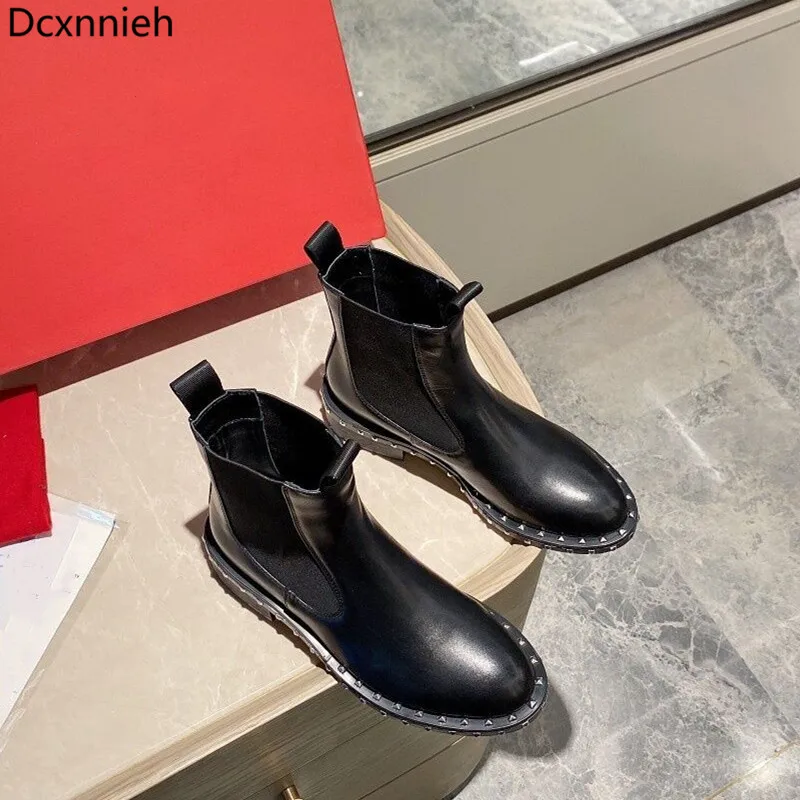 

Rivets Studded Tihck Sole Knee High Boots Woman Genuine Leather Zip Long Boots Woman Knight Boots Motorcycle Booties Woman 2020