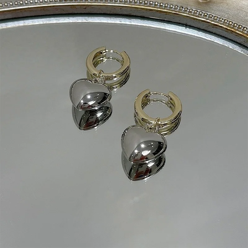 

VSnow French Vintage Gold Silver Contrast Color Love Heart Hoop Earring for Women Trendy Circle Metal Earring Jewelry Pendientes
