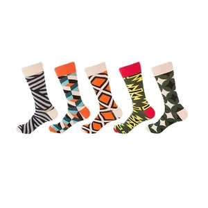 Цветные хлопковые счастливые мужские носки в британском стиле повседневные чесаные хлопчатобумажные забавные носки Модные трендовые уличные Молодежные носки для скейтборда