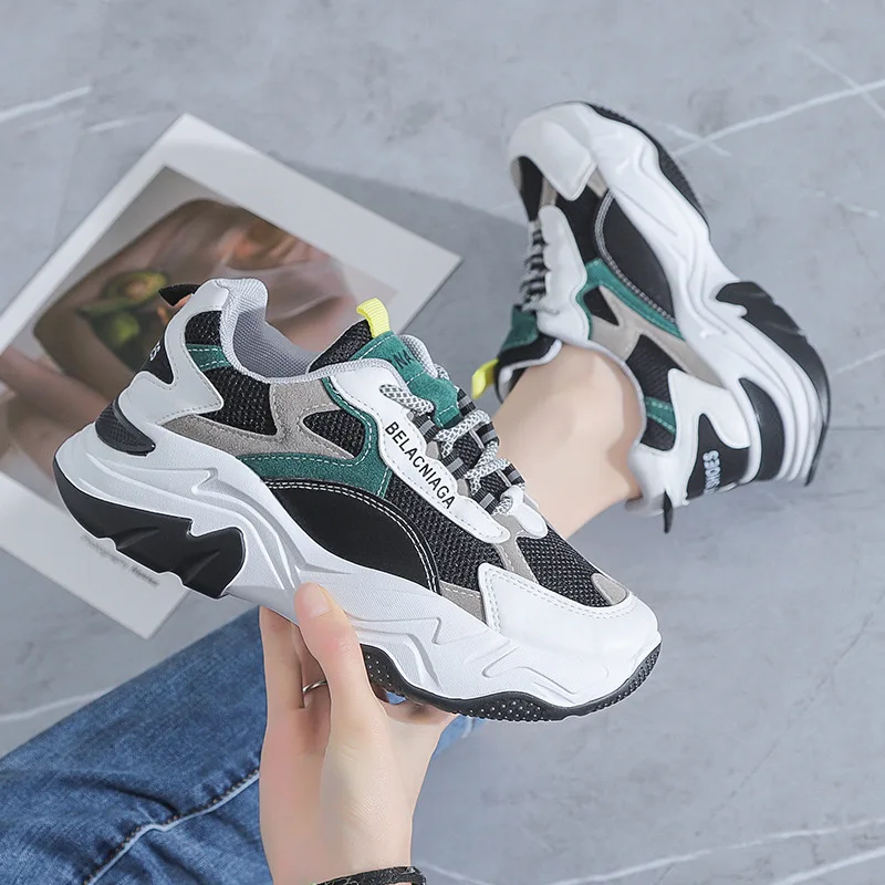 

Korean version of the old shoes women's new thick-soled breathable student running sneakers women